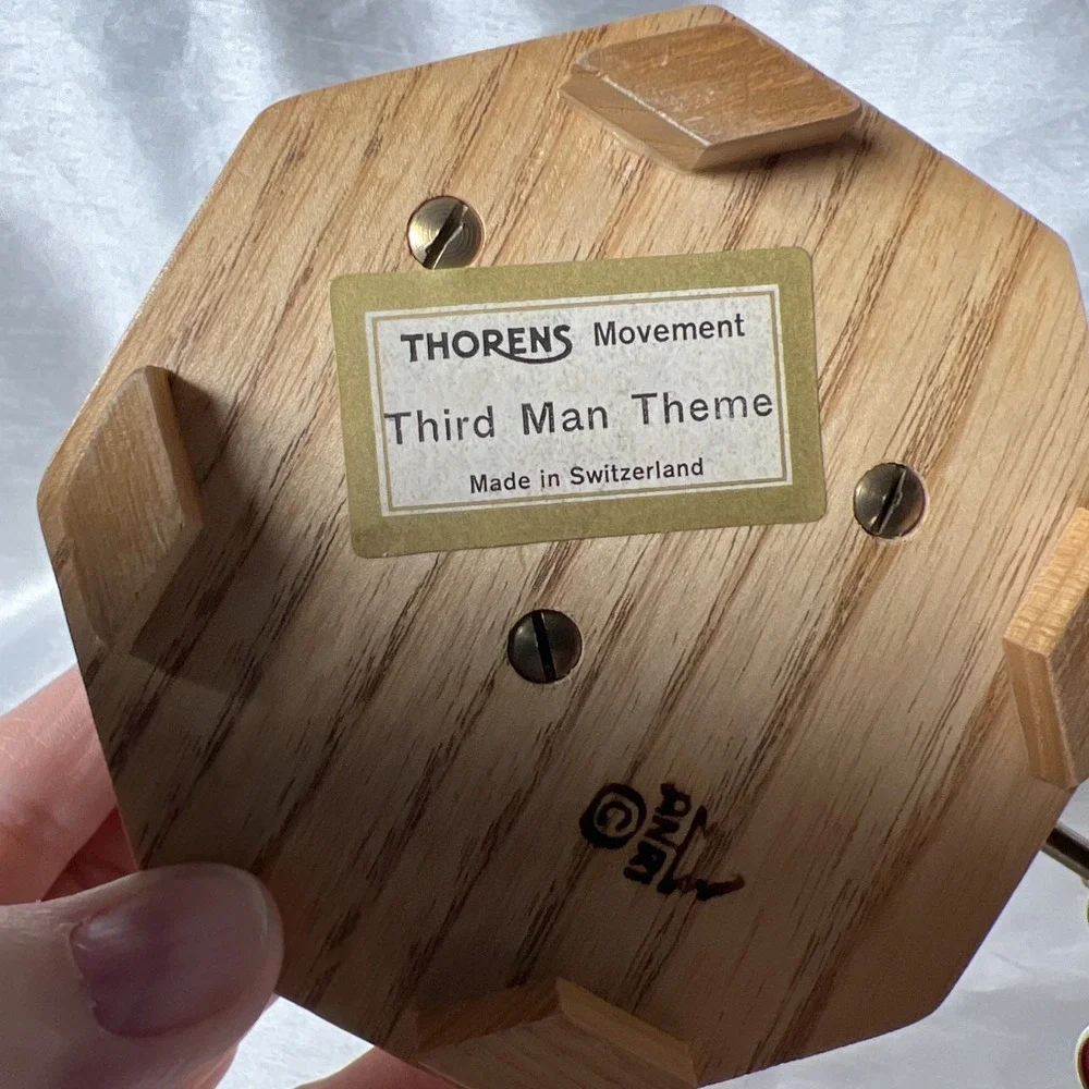 Vintage Music‎ Box Thorens Anri Man Dog,Birds Third Man Theme Switzerland Works!